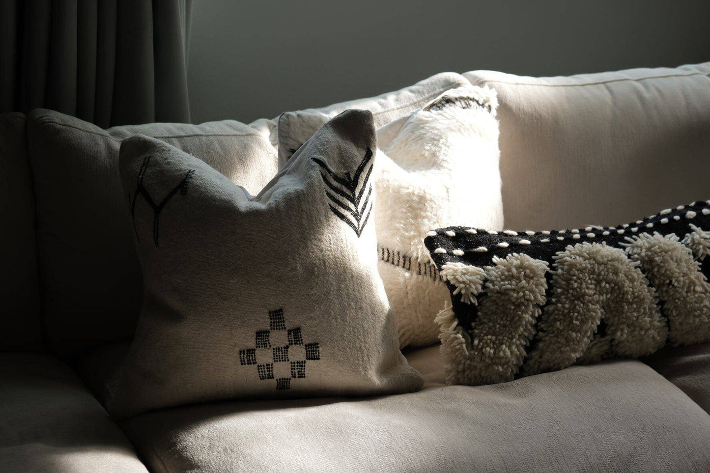 Beni Moroccan Rug Pillow: 20 x 20