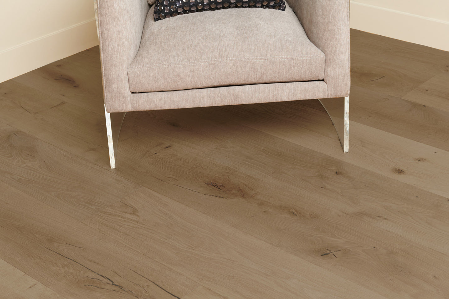 Grandeo 10 1/4" White Oak Engineered Hardwood